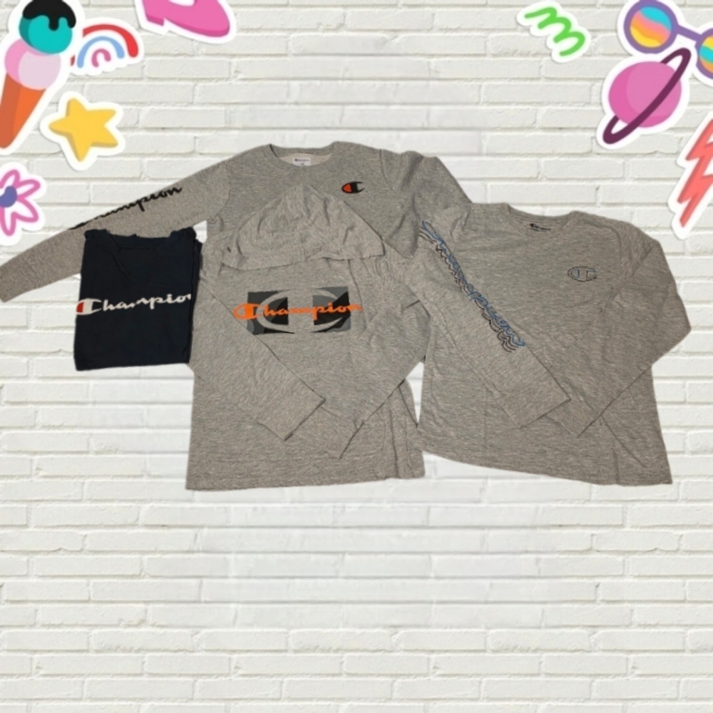 CHAMPION Sweatshirt and T-Shirt Bundle